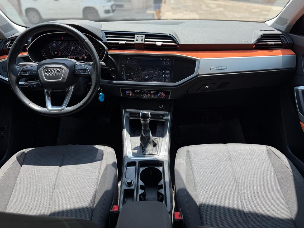 AUDI Q3 2.0 40 TDI 190 CV QUATTRO S-TRONIC TETTO