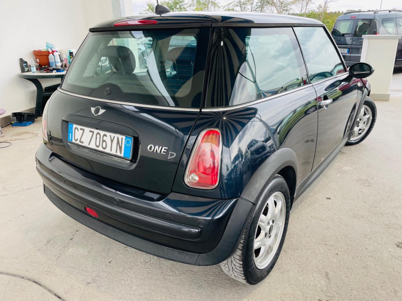 Mini Mini 1.4 tdi One D Seven