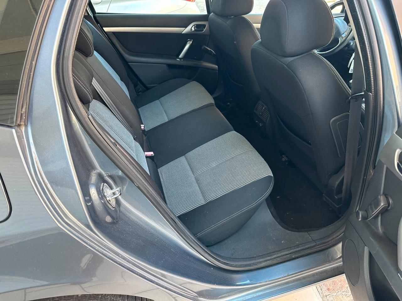 Peugeot 407 SW 1.8 GPL (12 RATE)