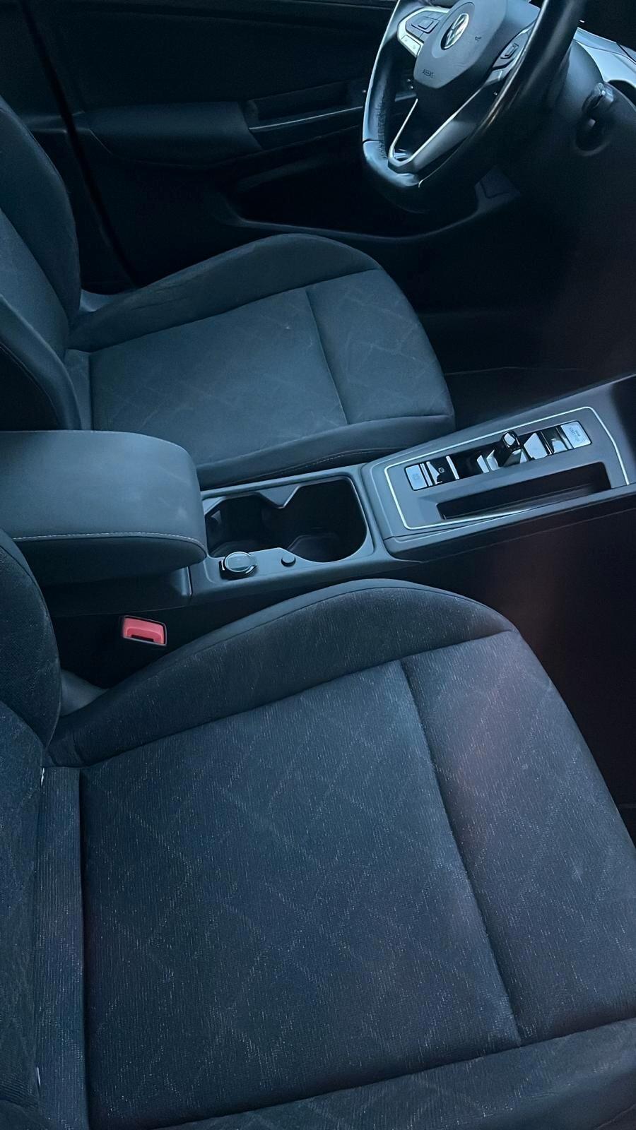 Volkswagen Golf 1.5 TGI DSG Style UNIPROPRIETARIO