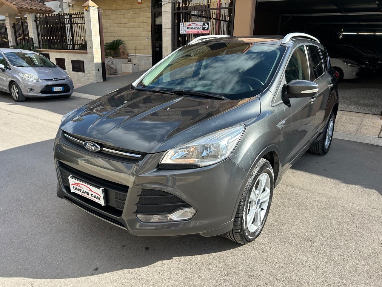 Ford Kuga 2.0 TDCI 120 CV S&S 2WD Titanium