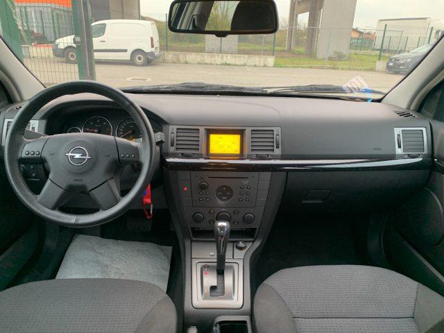 OPEL Signum 2.2 16V DTI Elegance