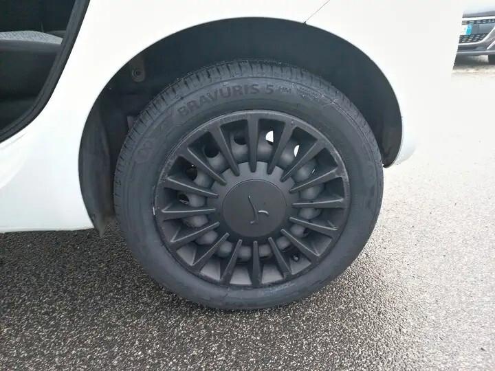 Lancia Ypsilon 1.2 69 CV 5 porte Ecochic Silver