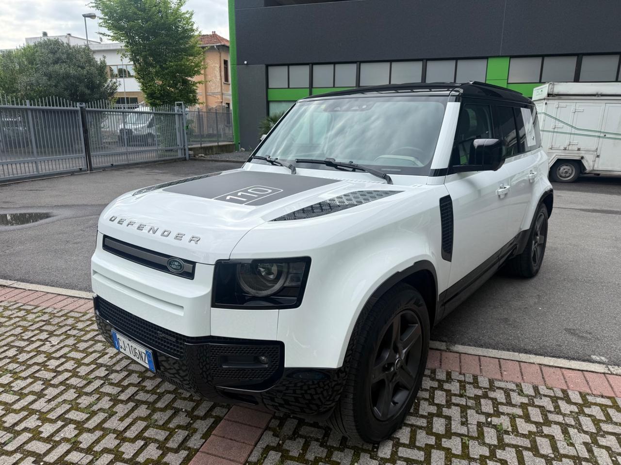 Land Rover Defender 110 3.0D I6 250 CV AWD Auto X-Dynamic HSE