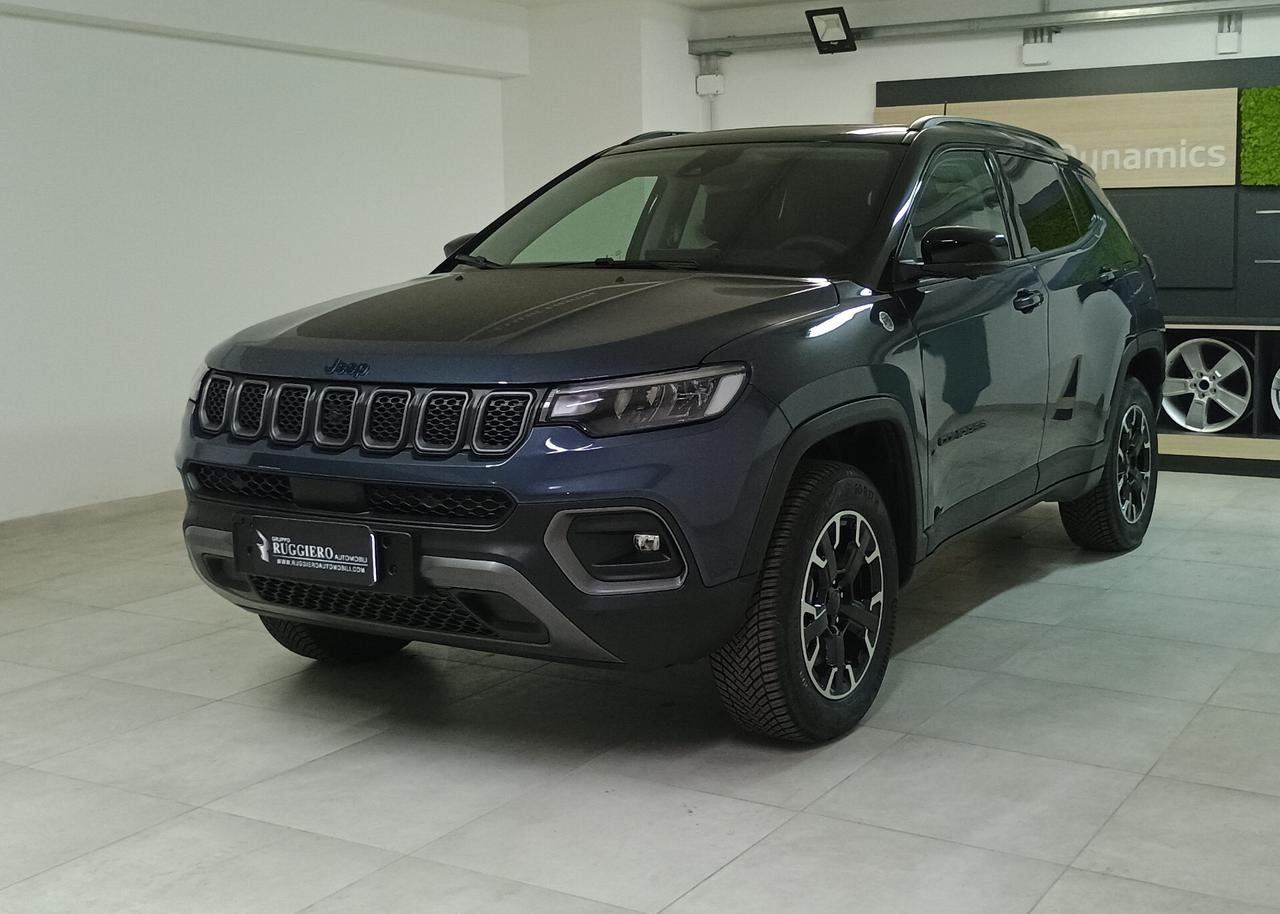 Jeep Compass 1.3 Turbo T4 240 CV PHEV AT6 4xe Trailhawk