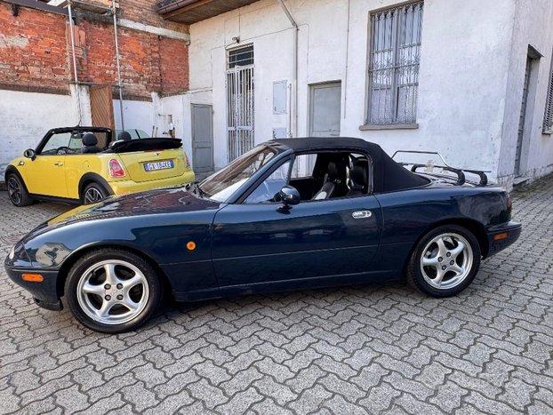 MAZDA MX-5 NA 1.6i 16V cat Montego Blue