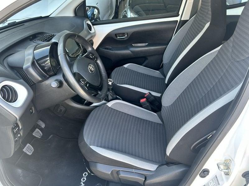 Toyota Aygo 1.0 VVT-i 72 CV 5 porte x-fun