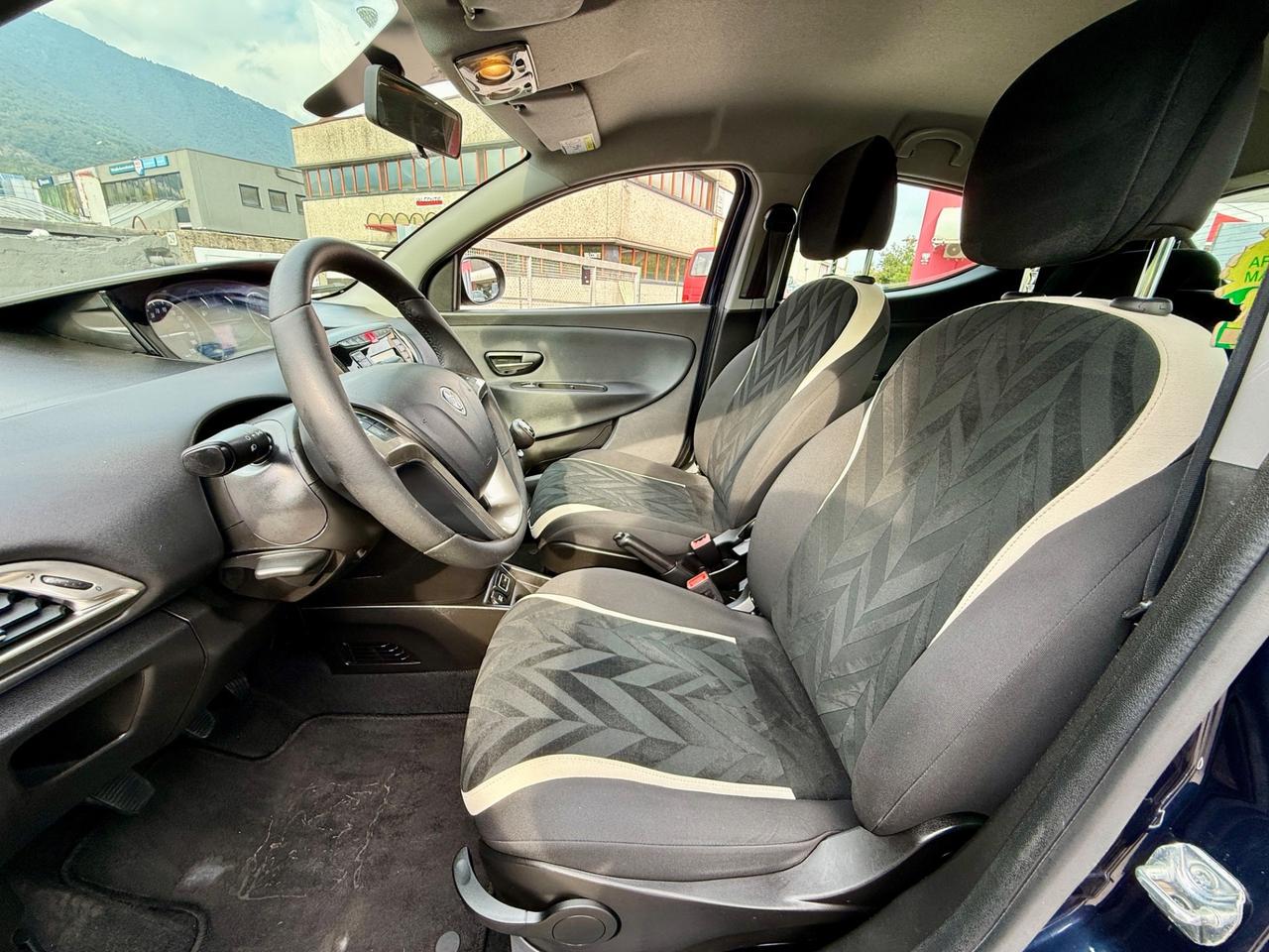 Lancia Ypsilon 1.2 69 CV 5 porte Platinum 104.000Km FULL