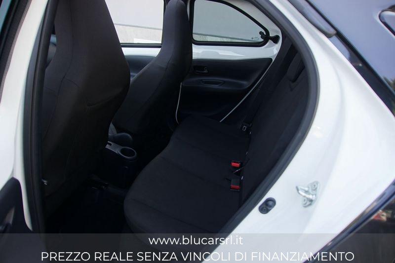 Toyota Aygo X 1.0B (72 CV) Trend Air S-CVT