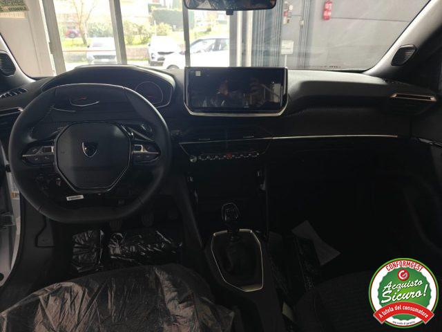 PEUGEOT 2008 Hybrid 110 e-DCS6 Style