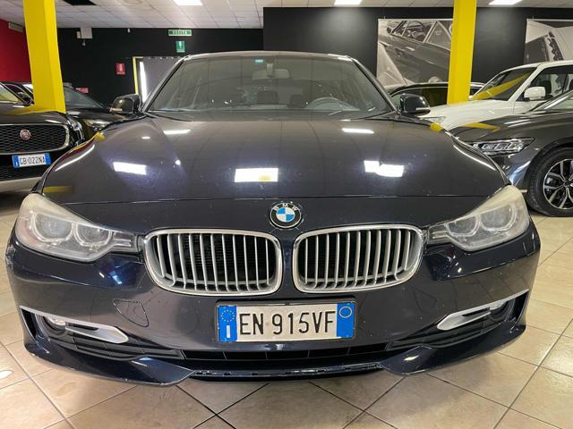 BMW 320 d Touring *AUTOMATICA/PELLE/XENO/PDC*
