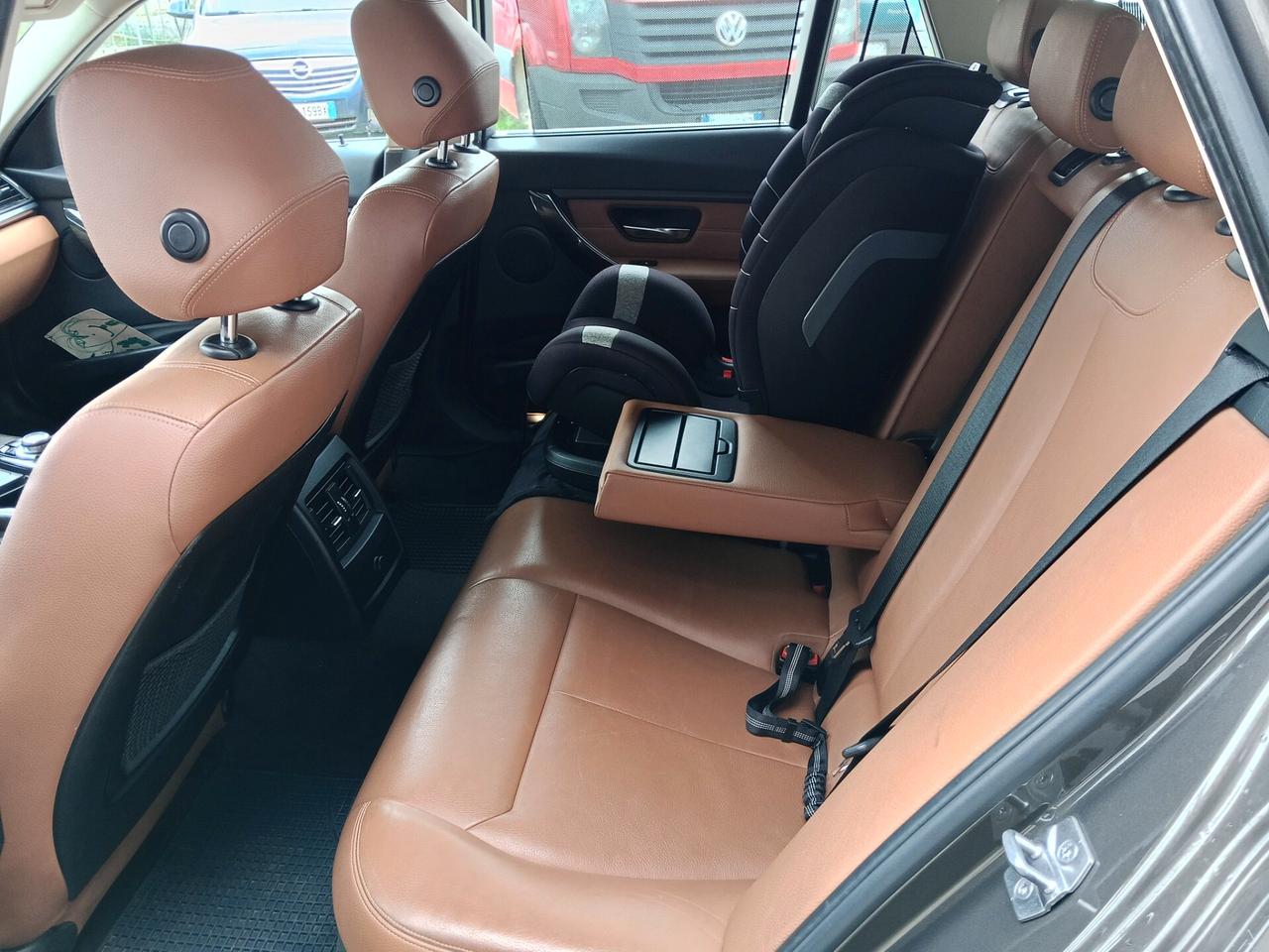 Bmw 318d Touring Luxury Automatica