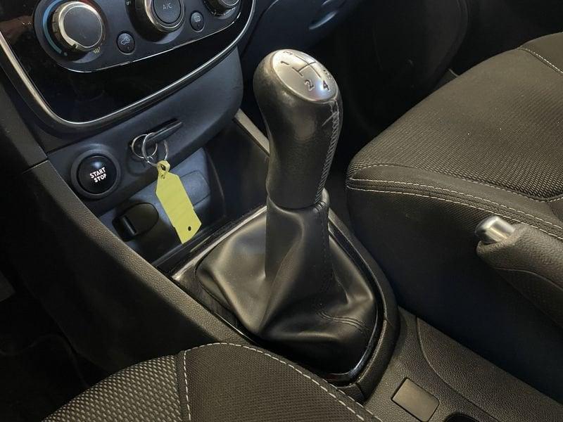 Renault Clio 1.2 16v 75cv Zen
