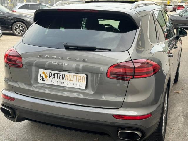 Porsche Cayenne Cayenne 3.0 Platinum Edition tiptronic