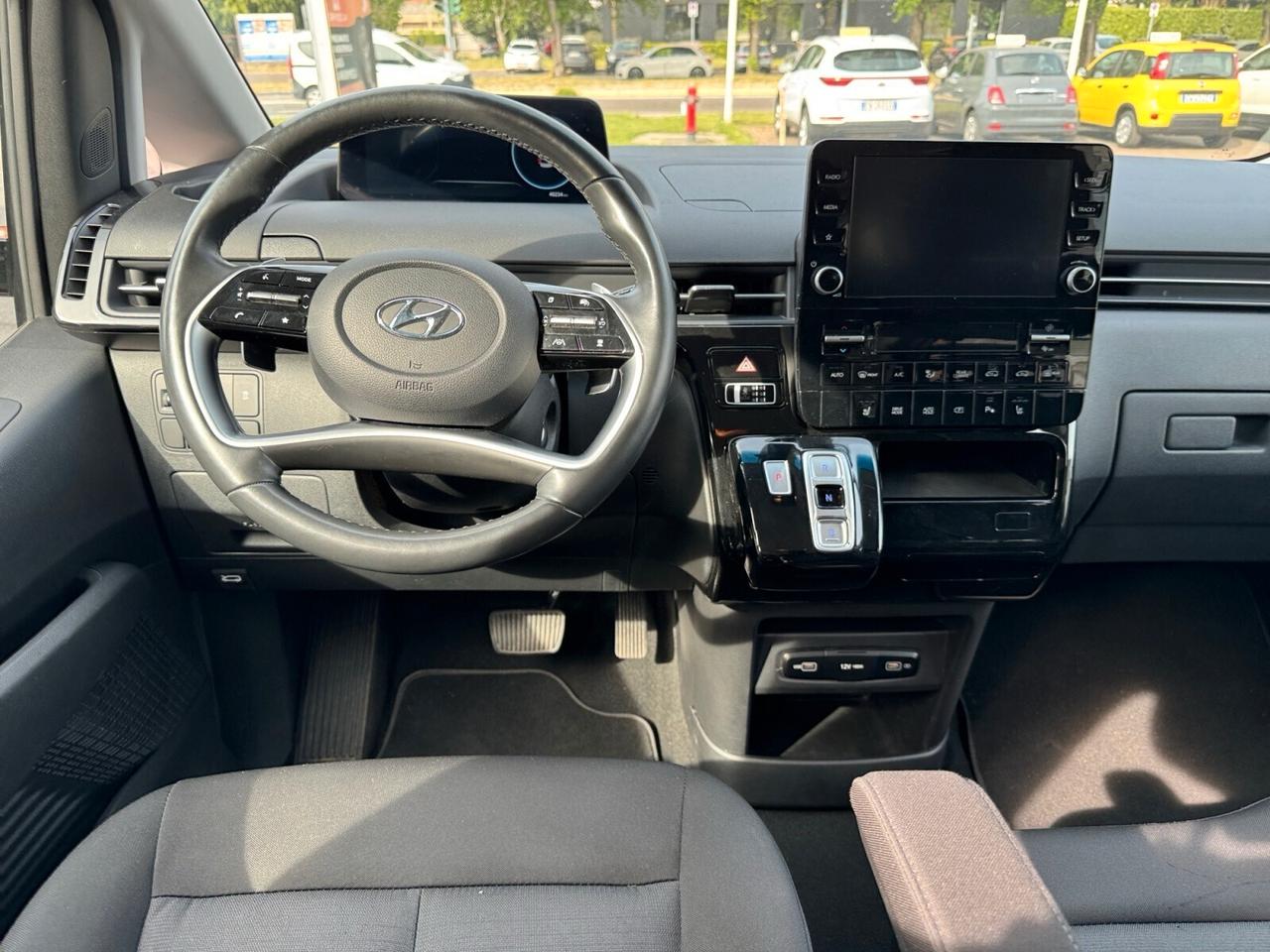 Hyundai Staria 2.2 2WD 9 posti Wagon