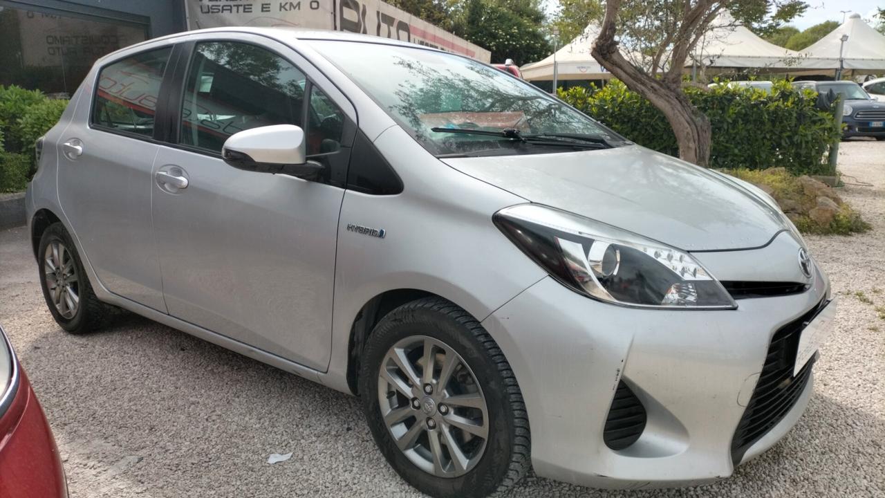 Toyota Yaris 1.5 Hybrid 5 porte Lounge**PREZZO REALE**