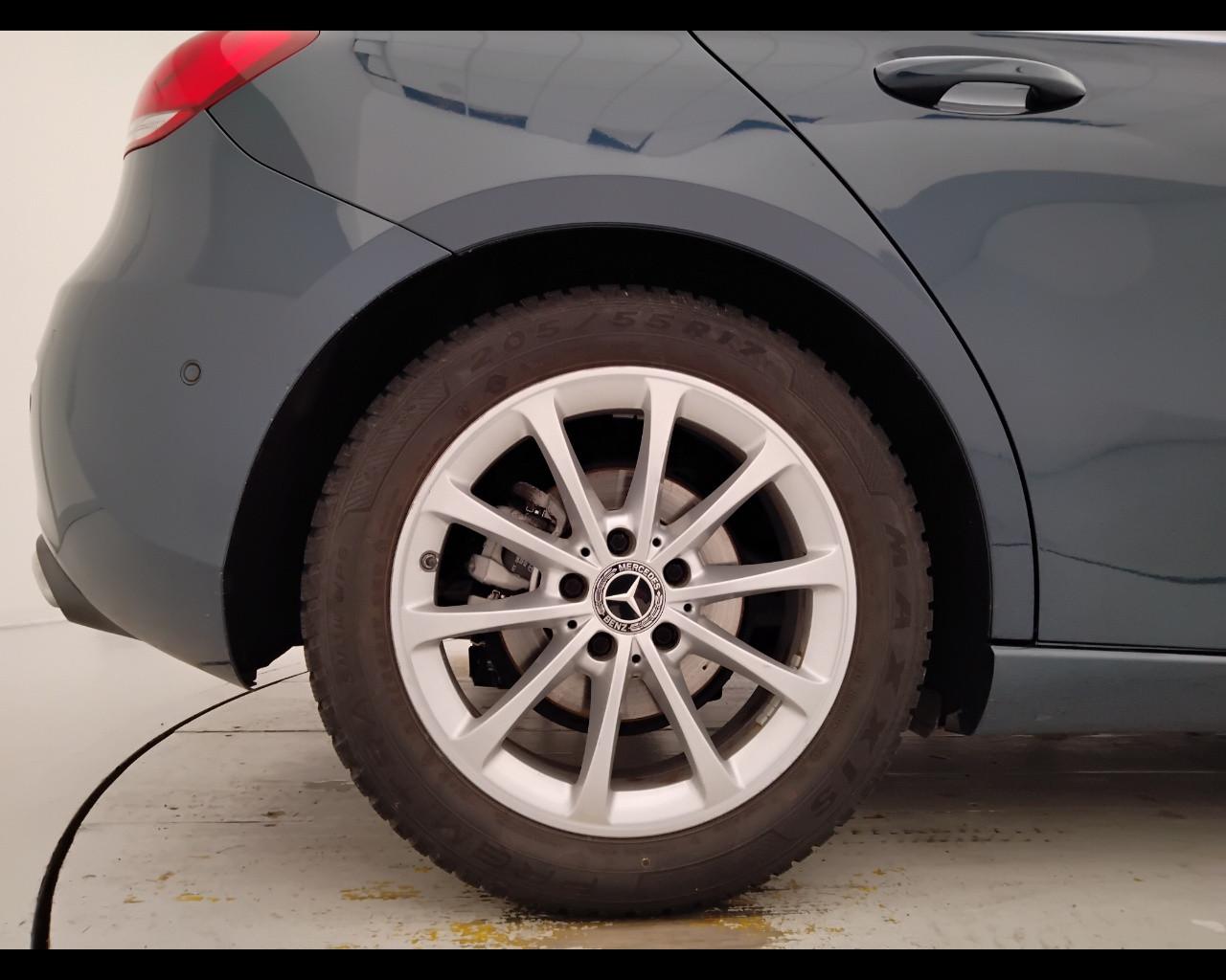 Mercedes-Benz Classe A - W177 2018 - A 200 d Sport 4matic auto