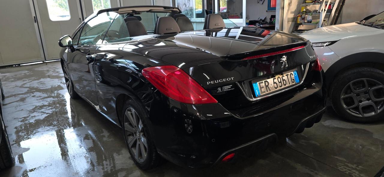 Peugeot 308 1.6 e-HDi 115CV cabrio