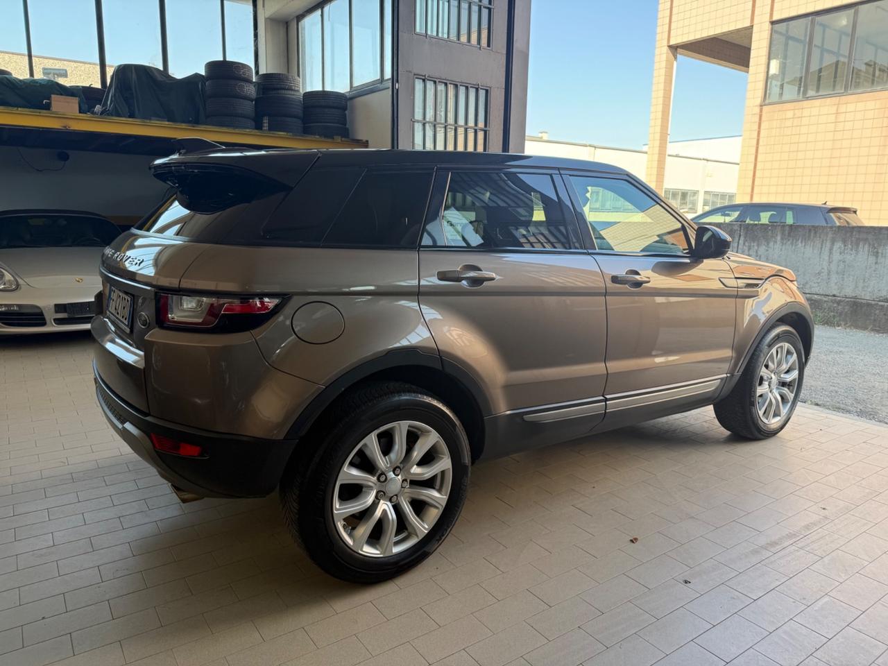 Land Rover Range Evoque 2.0 TD4 150 CV 5p. SE Dynamic