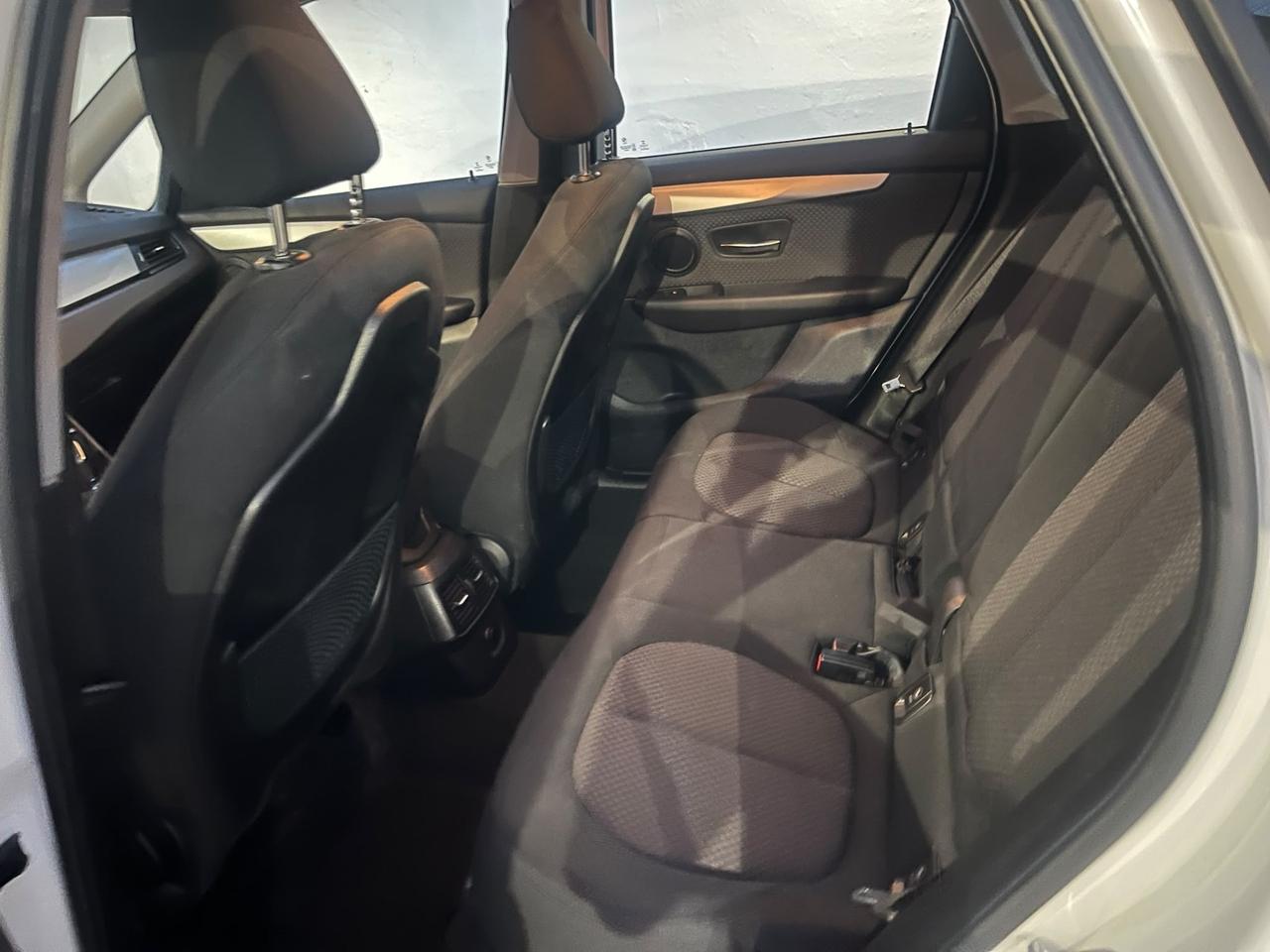 Bmw 2er Active Tourer 218i Advantage