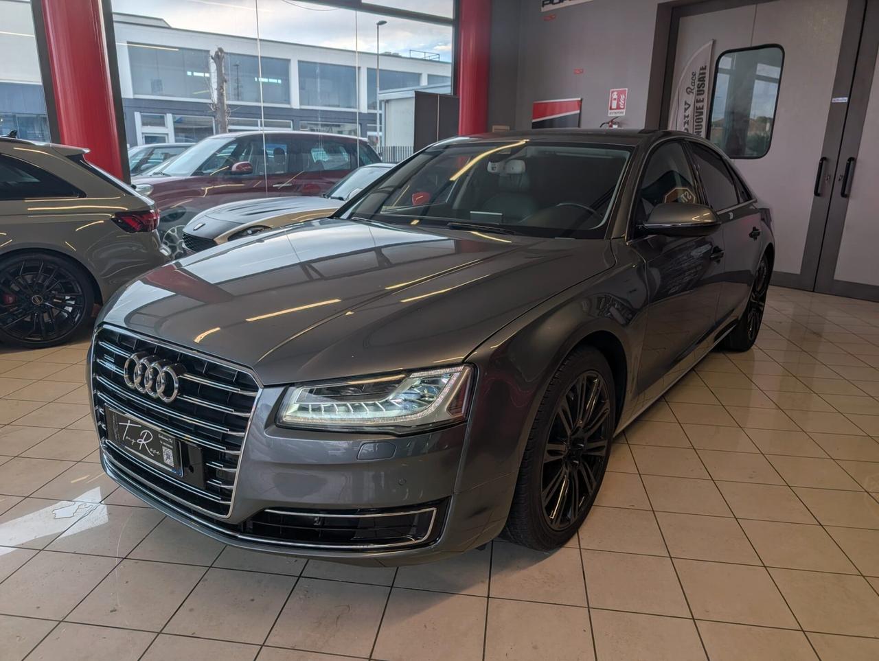 Audi A8 3.0 TDI 262 CV ultra quattro tiptronic