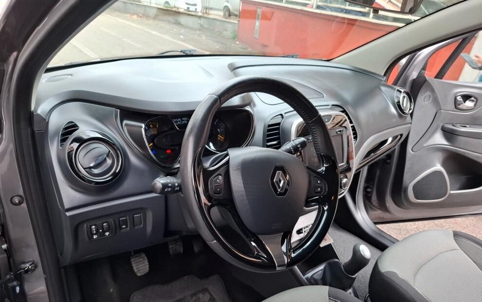 Renault Captur 0.9 TCE 12V BENZINA NAVI FULL