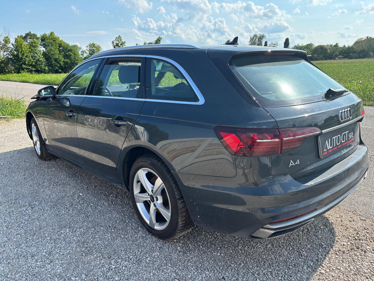Audi A4 Avant 30 TDI/136 CV S tronic Business