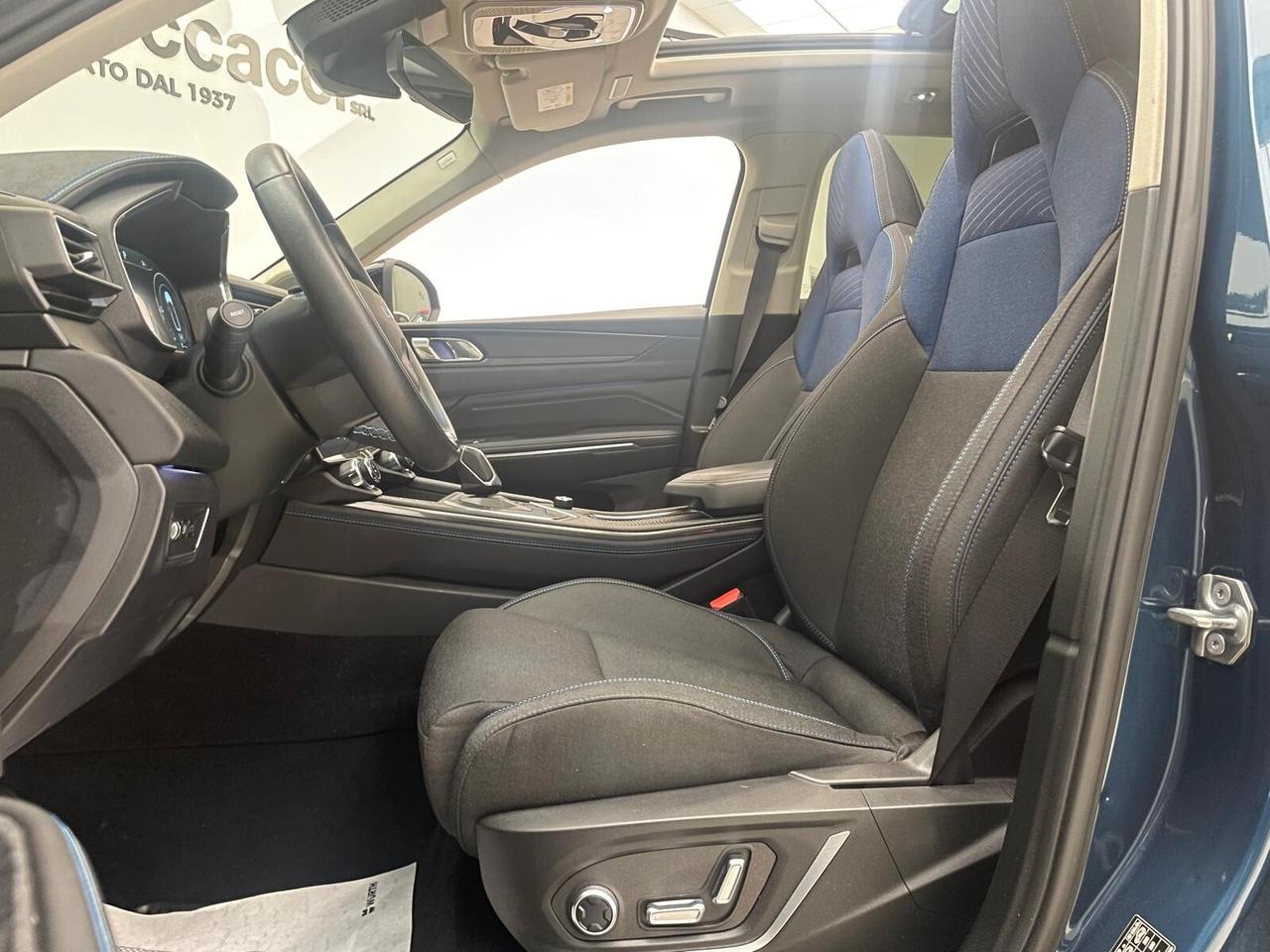 Lynk & Co 01, 11/2021 01 1.5 td phev auto