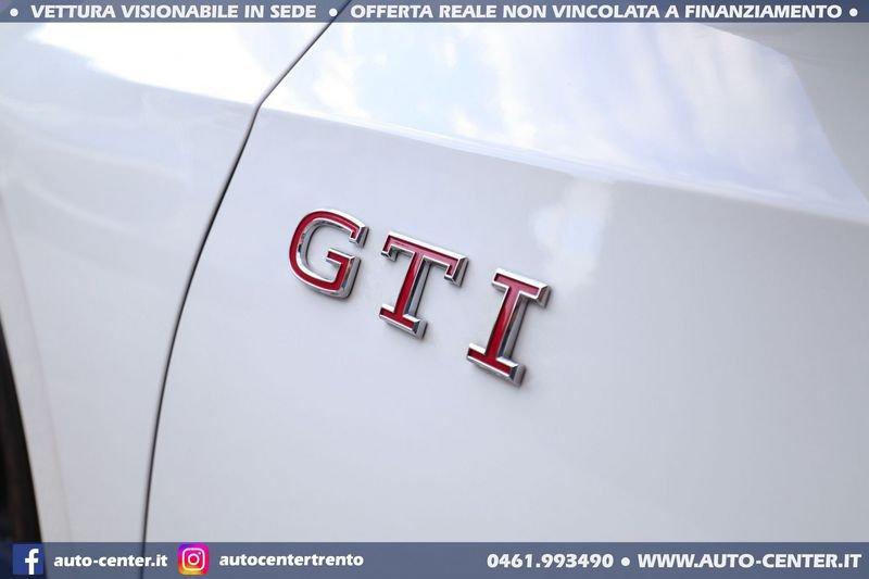 Volkswagen Golf 8.5 GTI DSG 2.0 TSI 19 Black Pack IQ.LIGHT