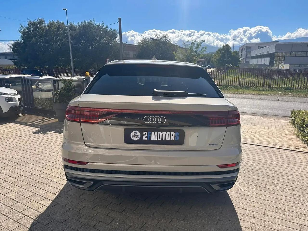 Audi Q8 50 TDI 286 CV quattro tiptronic Sport