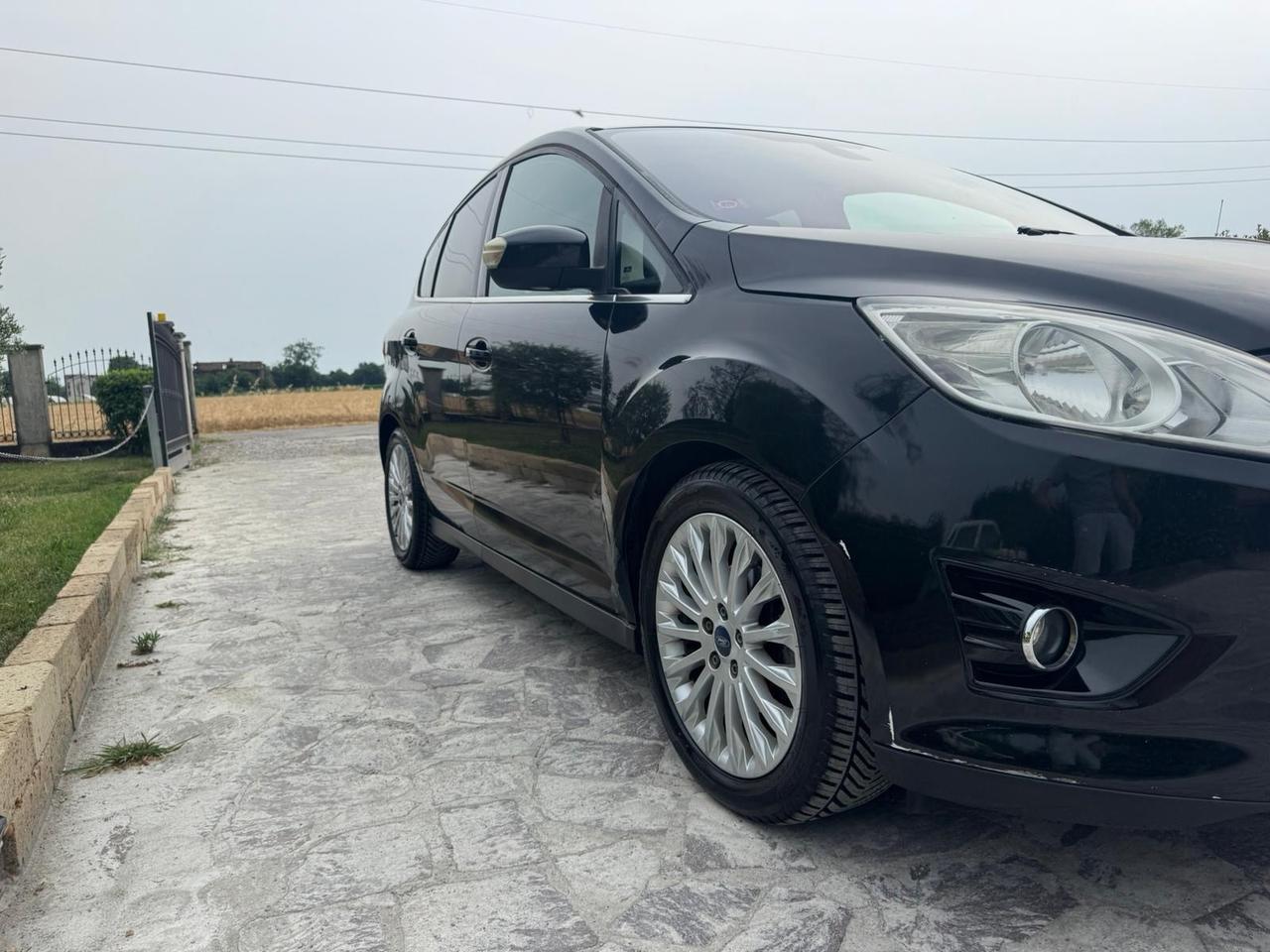 Ford C-Max 1.6 TDCi 115CV Titanium neopatentati