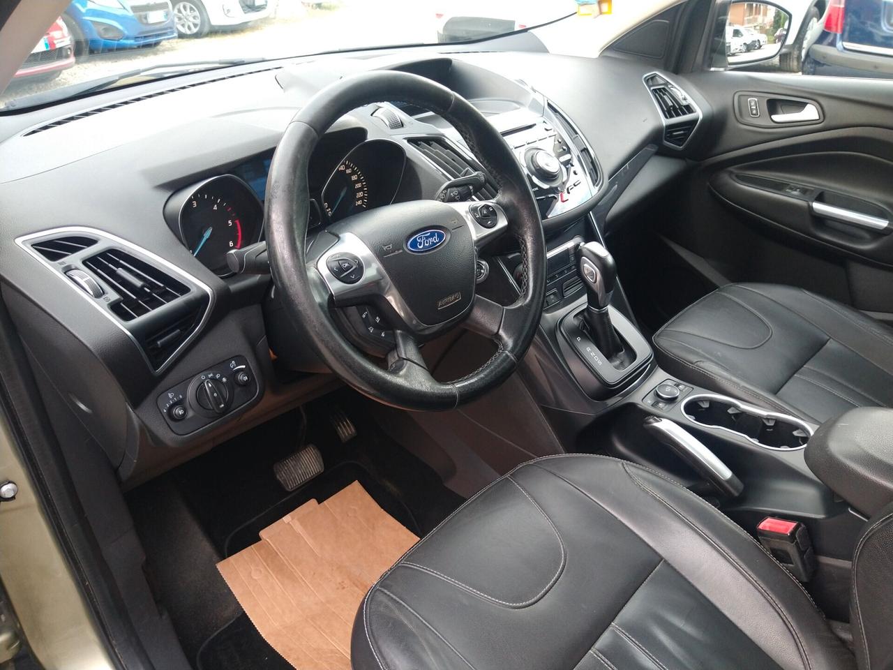 Ford Kuga 2.0 TDCI 163 CV 4WD Powershift Titanium