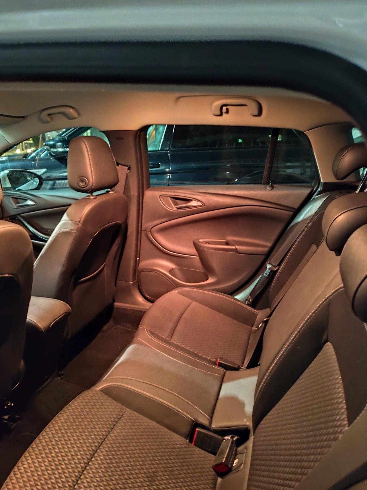 Opel Astra 1.6 CDTi 110CV Start&Stop Sports Tourer Dynamic