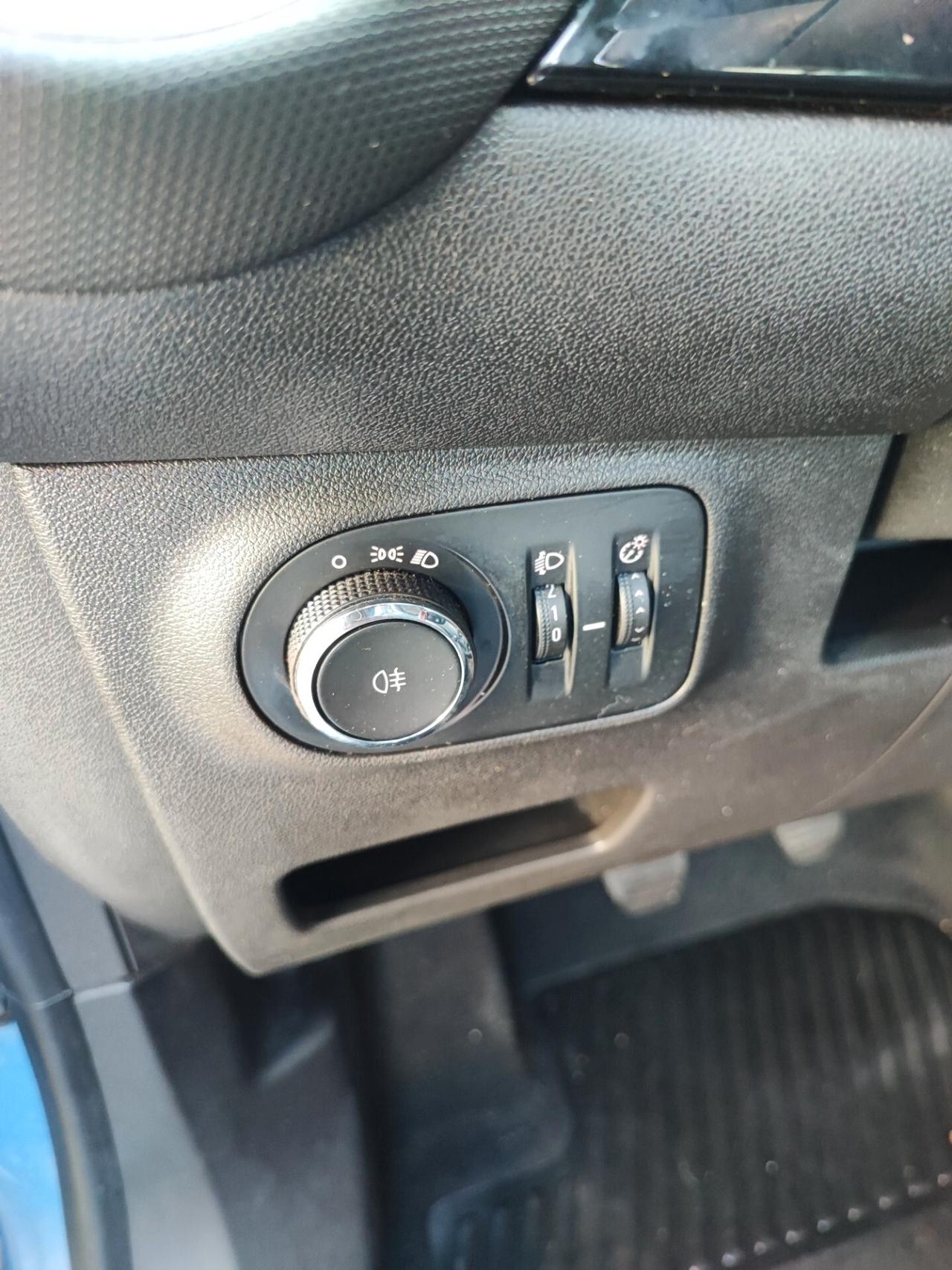 Opel Adam 1.2 70 CV Start&Stop idonea neopatentati