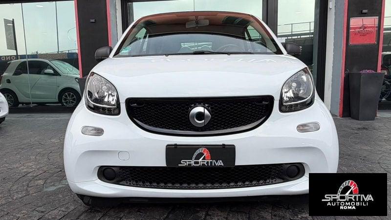 smart fortwo NAVI PELLE RATA MENSILE 225,00 EURO fortwo 70 1.0 Prime