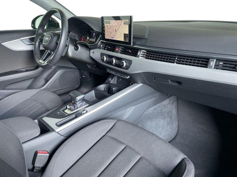 Audi A4 Avant 35 TDI/163 CV S tronic Business Advanced