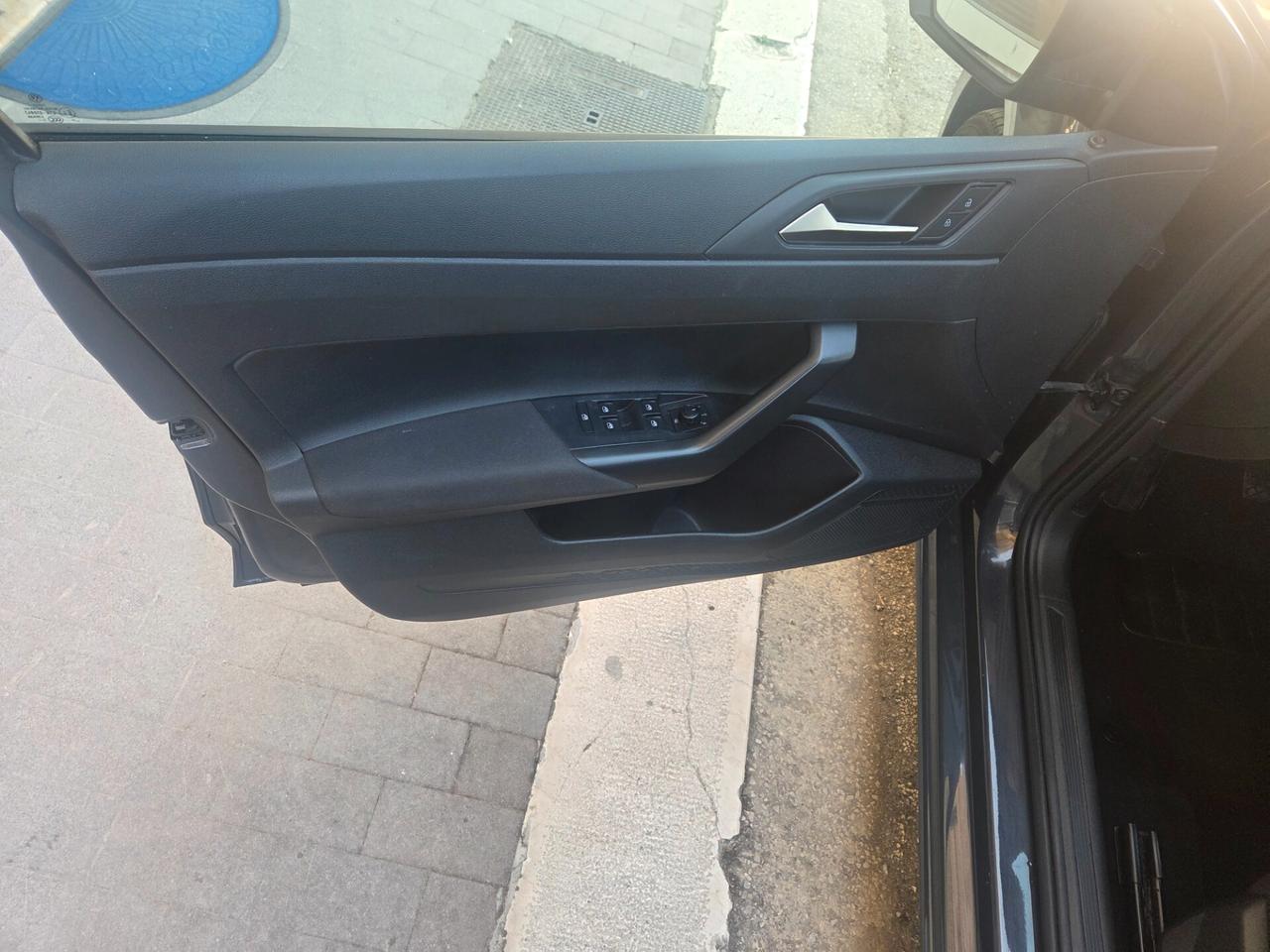 VW POLO ANNO 2018 1.0 BENZ 65 CV KM CERTIFICATI