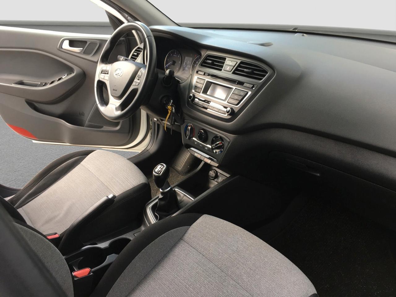 Hyundai i20 1.1 CRDi 12V 5 porte Comfort