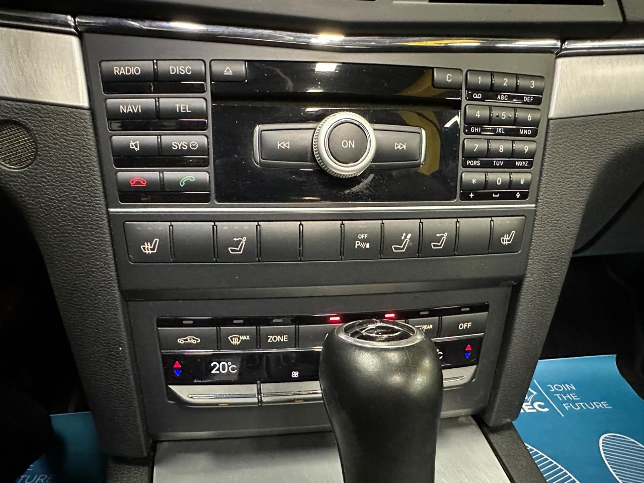 Mercedes-benz E 200 CGI BlueEFFICIENCY Avantgarde