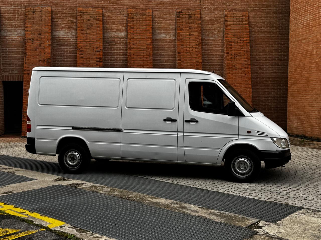 Mercedes-benz Sprinter F30/28 213 CDI cat Furgone
