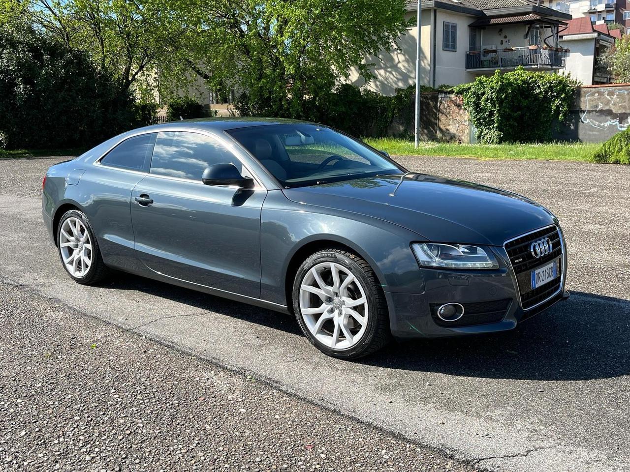 Audi A5 3.0 V6 TDI 240cv quattro Ambition Manuale