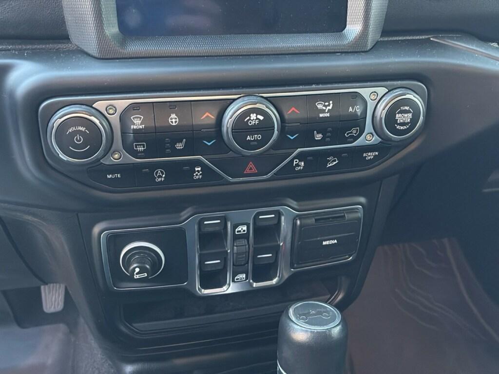 Jeep Wrangler Unlimited 2.0 Sahara 4WD Auto