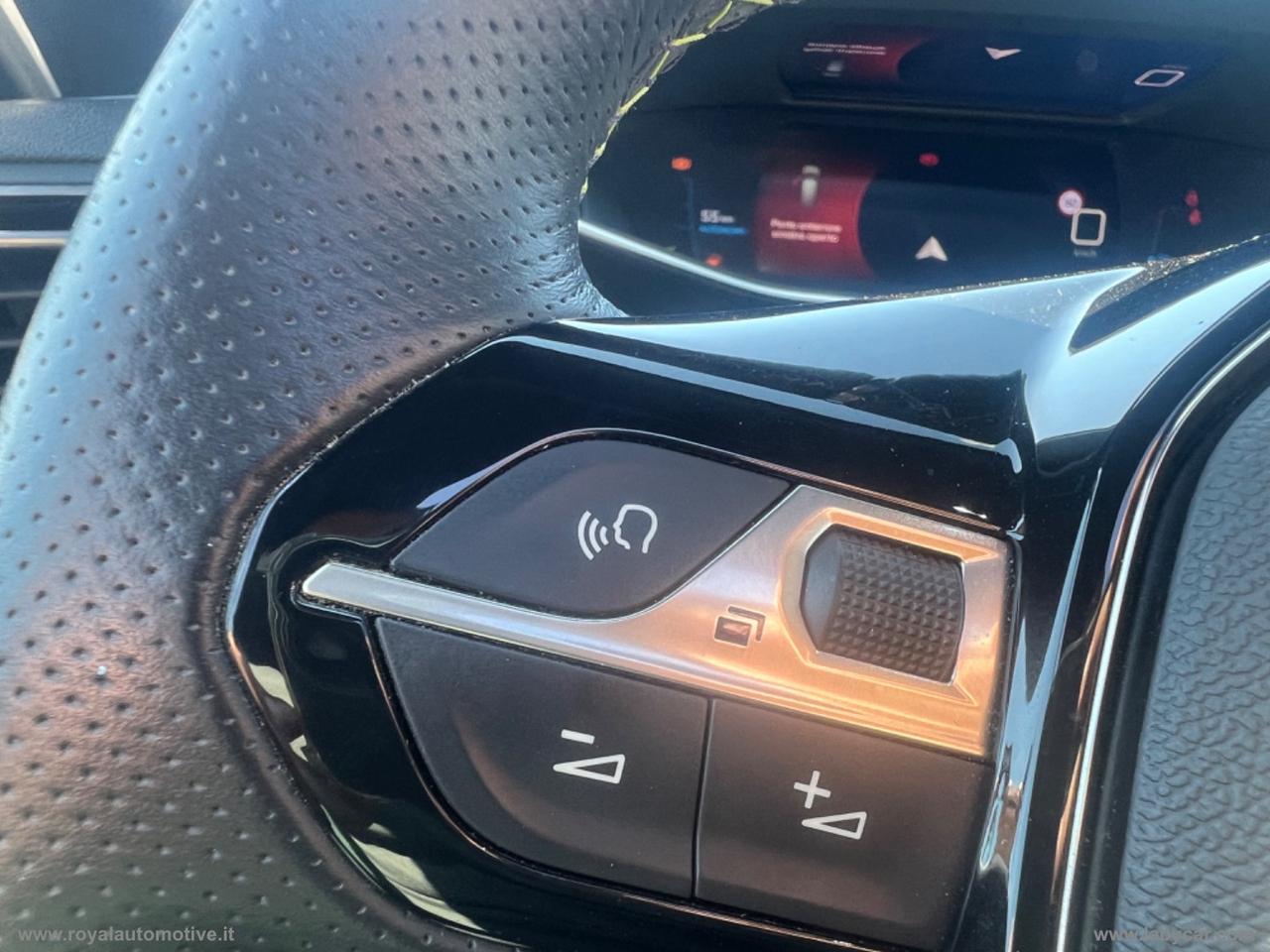 PEUGEOT 2008 BlueHDi 100 S&S GT Line