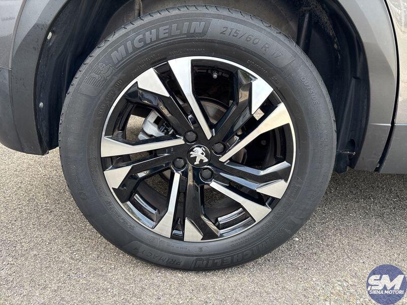 Peugeot 2008 PureTech 100 S&S Allure Pack