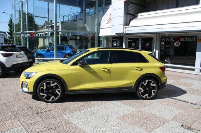 AUDI A3 allstreet 40 TFSI e S tronic Identity Contrast