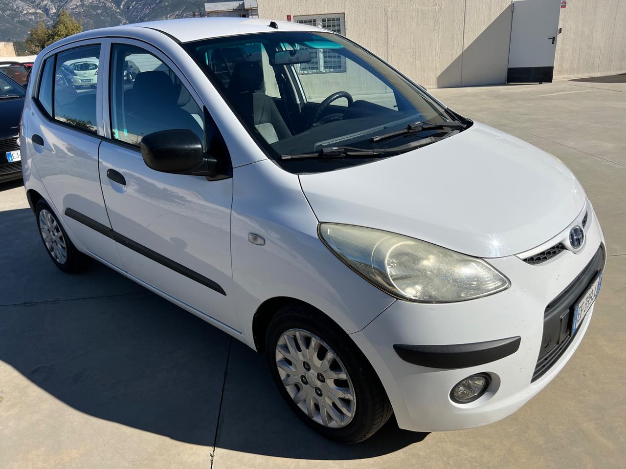 Hyundai i10 1.1 benzina 2011
