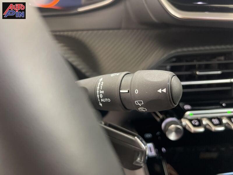 Peugeot 2008 2008 PureTech 130 S&S EAT8 Allure