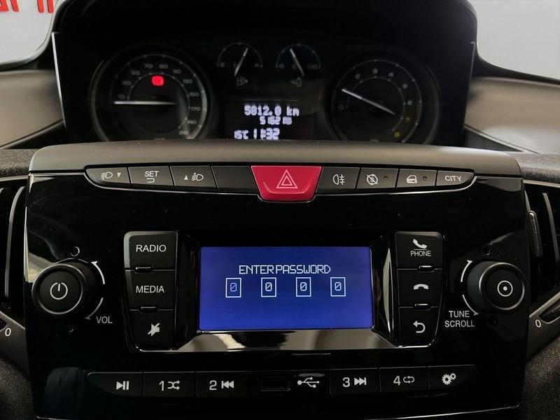 Lancia Ypsilon Ypsilon 1.0 firefly hybrid Silver s&s 70cv - PROMO SIRONIAUTO+