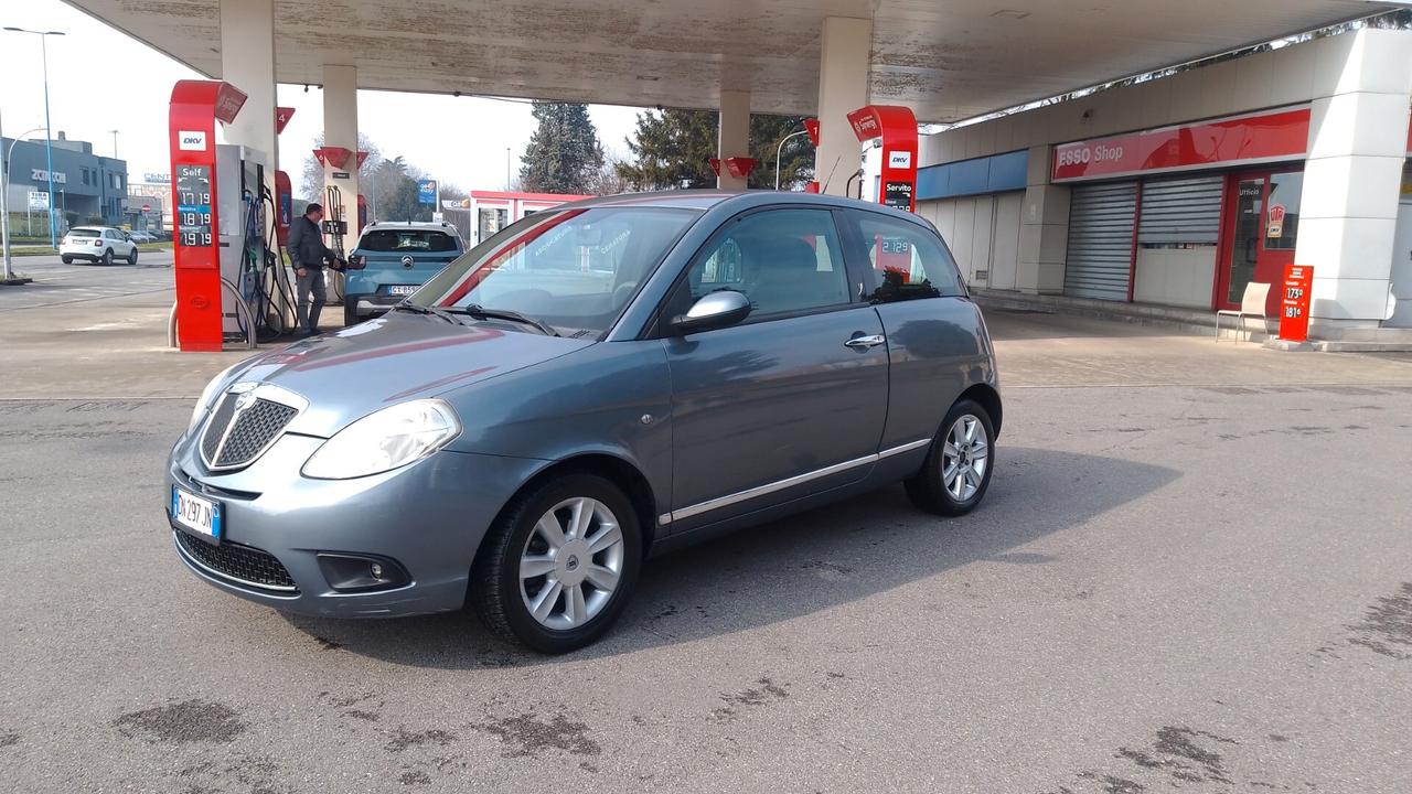 Lancia Ypsilon 1.4 BZ NEOPATENTATI 2008 perfetta