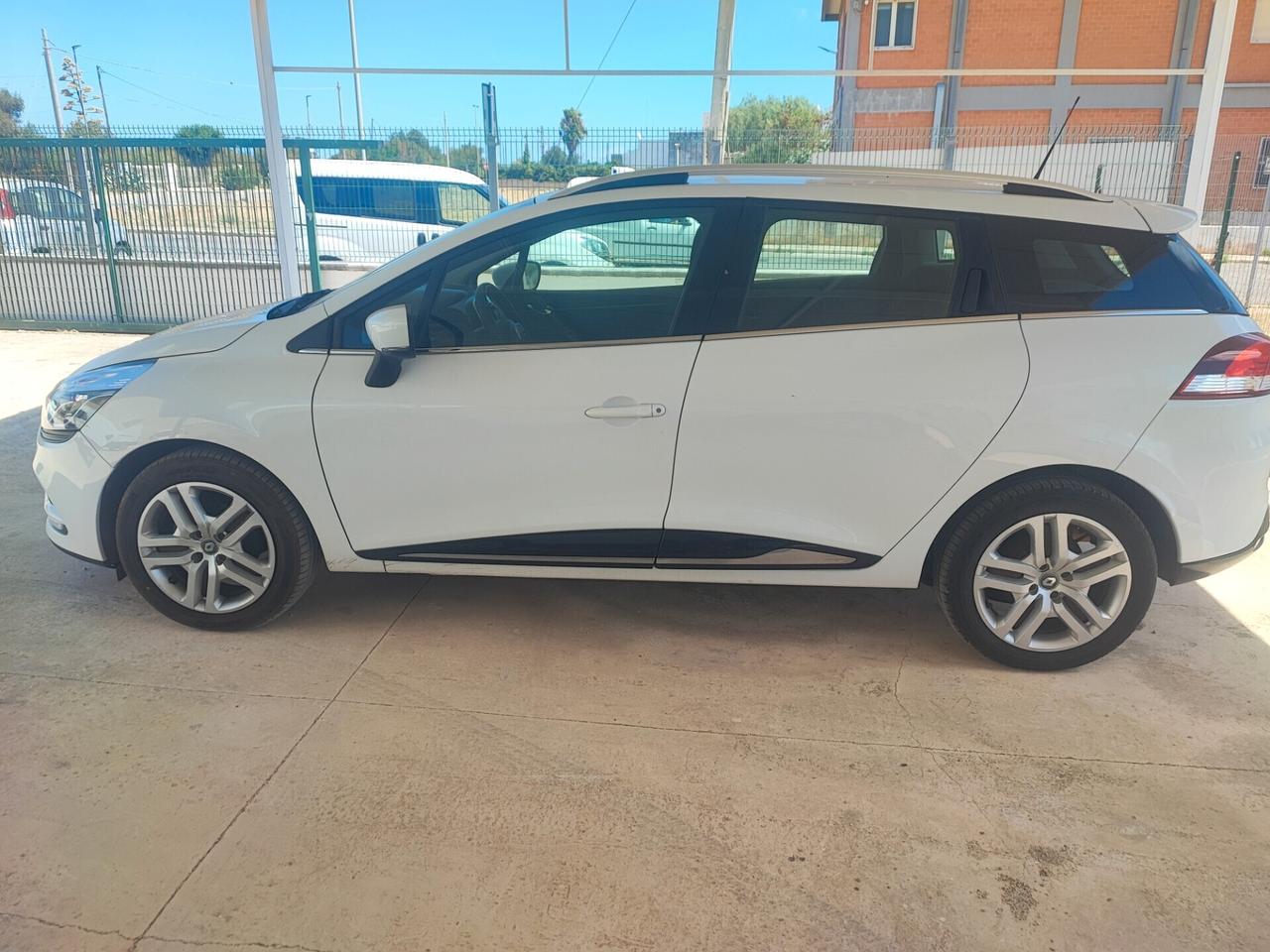 Renault Clio Sporter dCi 8V 90CV EDC Start&Stop Energy Zen